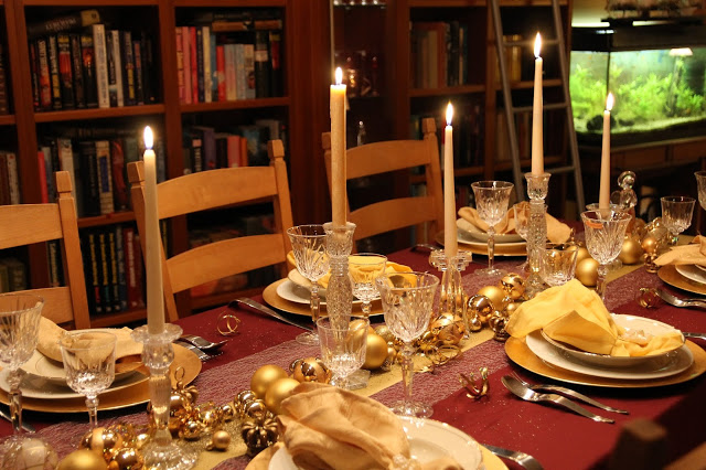 New Year's Eve Tablescape Gold